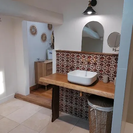 Au Charme Di'sy Bed & Breakfast Les Cerqueux-de-Maulévrier